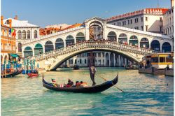 1724074548_250_VEN_Grand Canal Tour (Starter, Classic and Complete_2.jpg